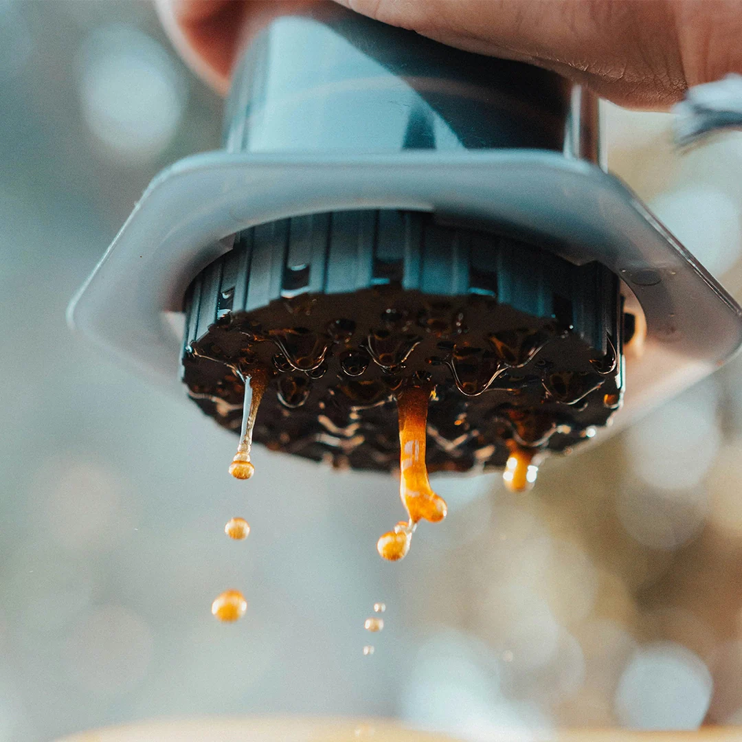 AeroPress Coffee Maker - Image 4